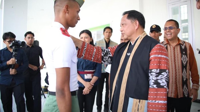 Mendagri Dorong Mahasiswa Unhan NTT Perluas Pilihan Karier