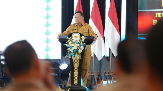 Tito Karnavian Minta Peserta Sespim Lemdiklat Susun Kebijakan Berbasis Sains dan Data