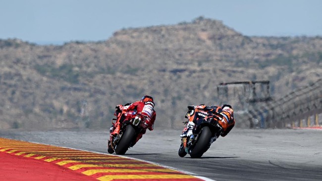 Bezzecchi Ungkap Duel Sengit dengan Marquez di MotoGP Aragon: “Seperti Pegas”